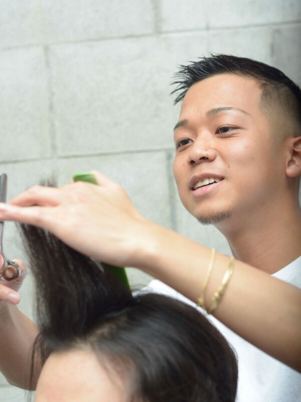 吉祥寺の床屋(バーバー)CHILL CHAIR吉祥寺店 Shop Manager / FUJISAWA