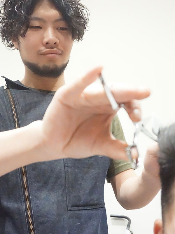 吉祥寺の床屋(バーバー)CHILL CHAIR吉祥寺店 Shop Manager / FUJISAWA